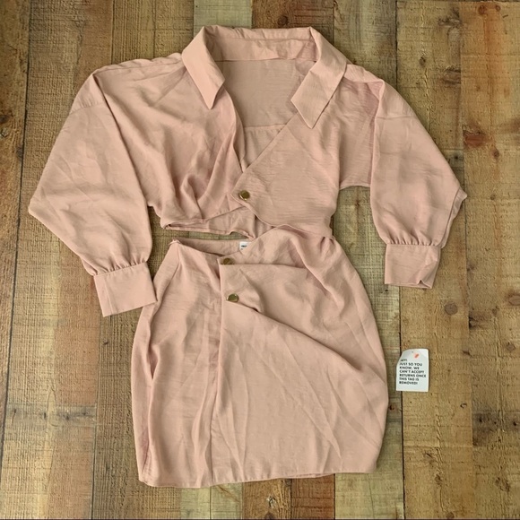 ASOS luxe balloon sleeve low v neck button mini dress side cut out blush pink - Picture 1 of 7